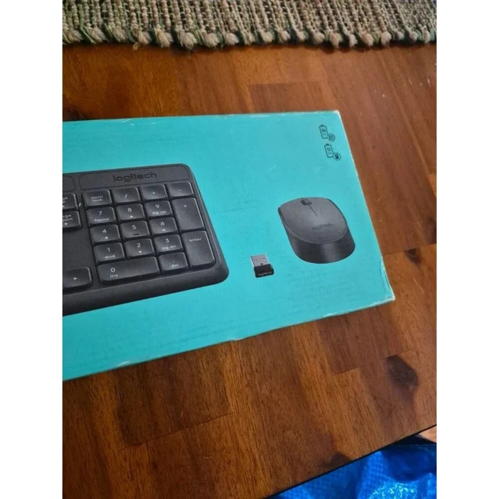 Logitech keyboard and mouse. Wireless all new